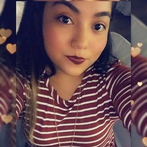 Meet your Posher, Yesica